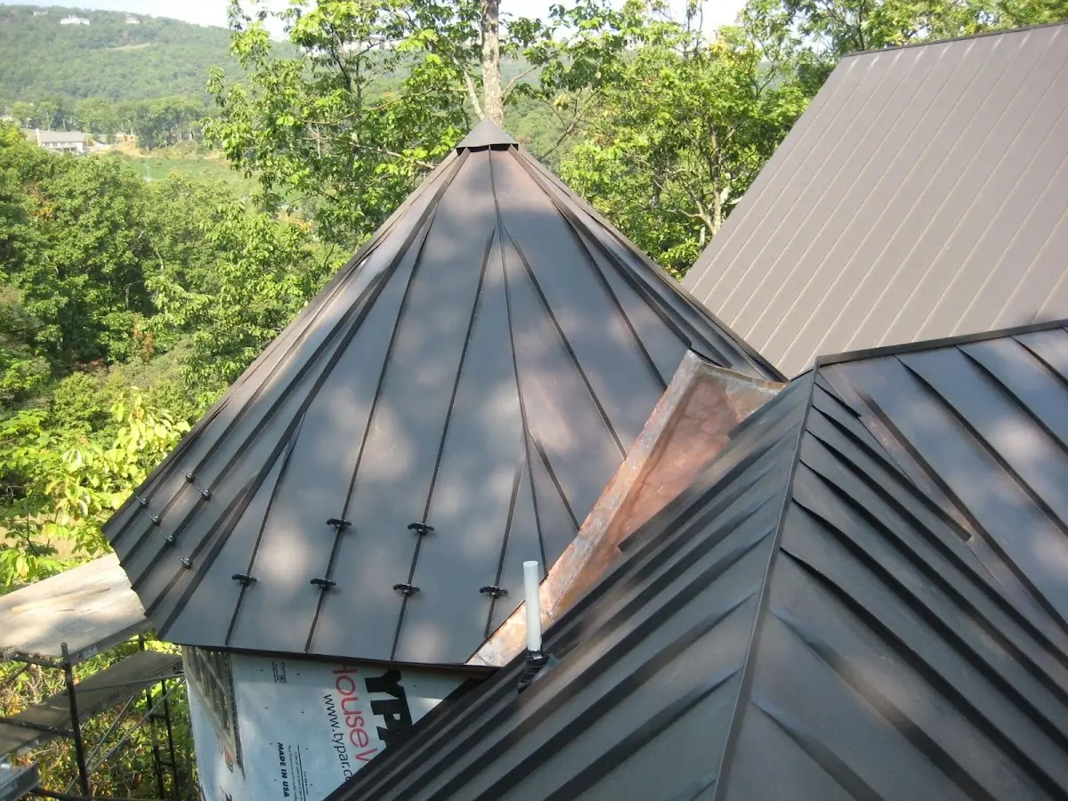 Professional Roof Tarp Installation by Craftsman Roofing in Camarillo